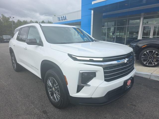 new 2026 Chevrolet Traverse car, priced at $45,915