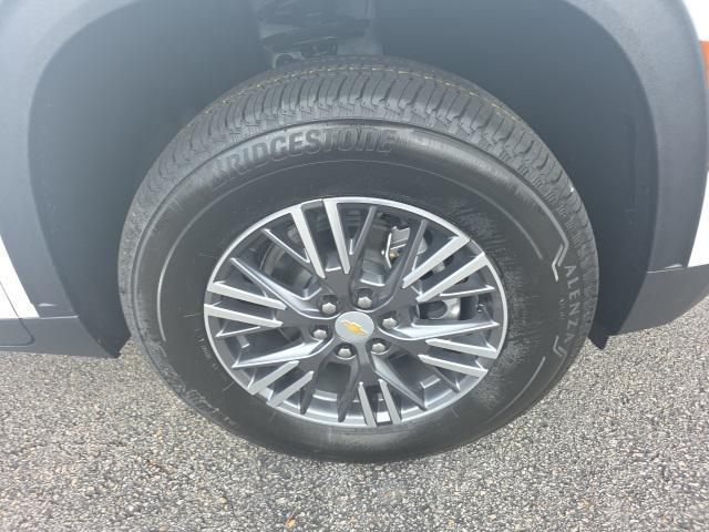 new 2026 Chevrolet Traverse car, priced at $45,915