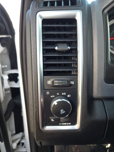 used 2020 Ram 1500 Classic car, priced at $25,000