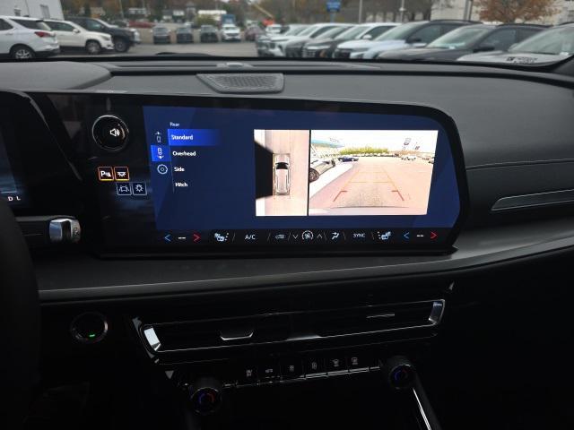 new 2026 Chevrolet Traverse car, priced at $51,355