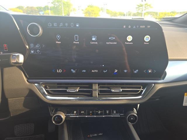 new 2025 Chevrolet Equinox EV car, priced at $45,355