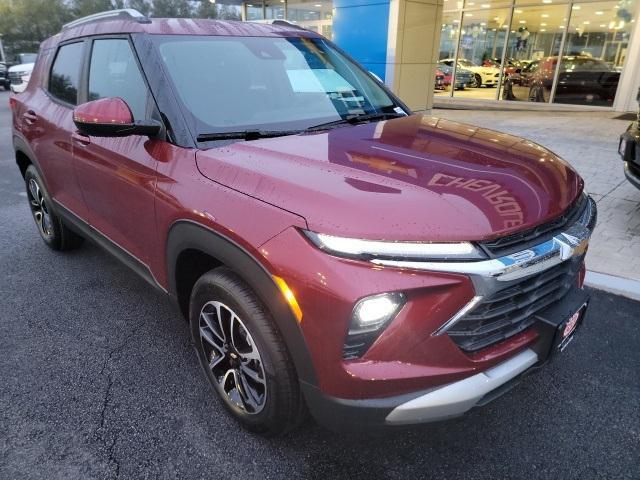 new 2025 Chevrolet TrailBlazer car, priced at $28,585