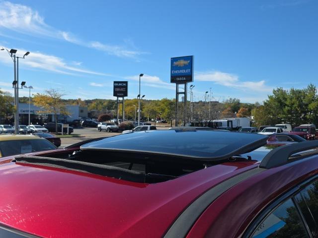 used 2023 Chevrolet Traverse car, priced at $35,000