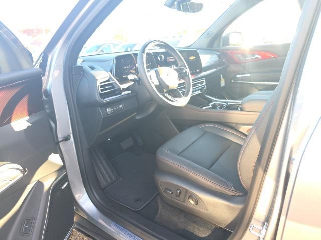 new 2026 Chevrolet Traverse car, priced at $55,955