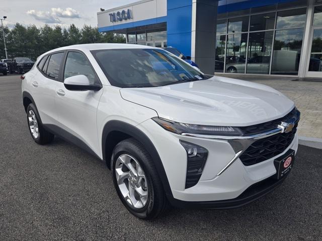 new 2025 Chevrolet Trax car, priced at $23,285