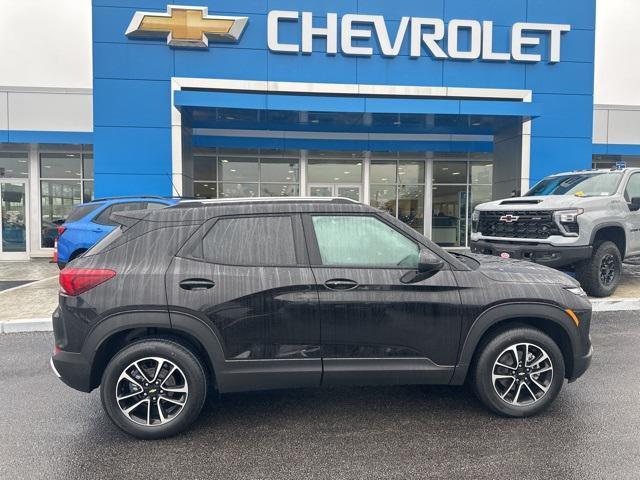 new 2024 Chevrolet TrailBlazer car, priced at $32,145