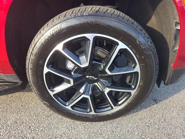 used 2025 Chevrolet Suburban car, priced at $74,900