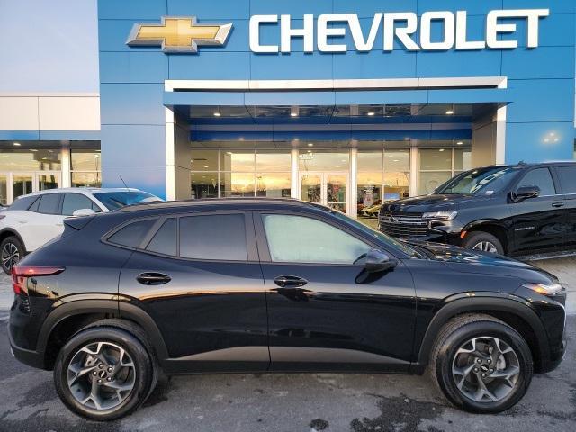 used 2024 Chevrolet Trax car, priced at $23,300