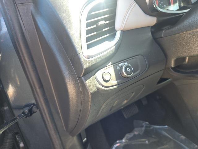 used 2022 Chevrolet Trax car, priced at $20,000