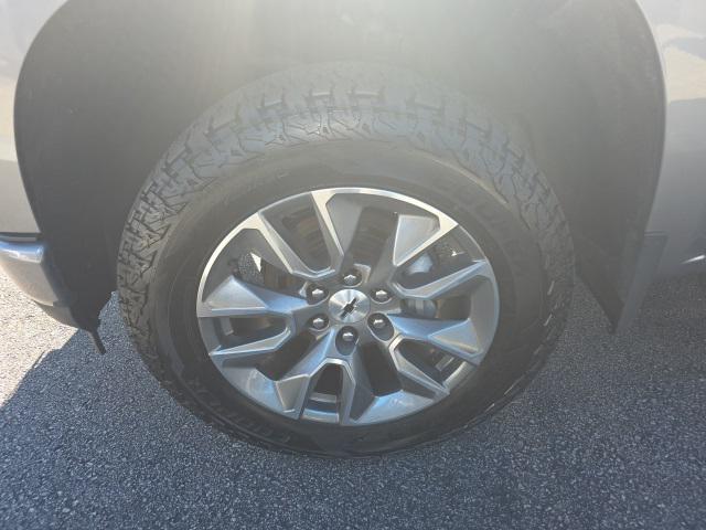 used 2021 Chevrolet Silverado 1500 car, priced at $31,995