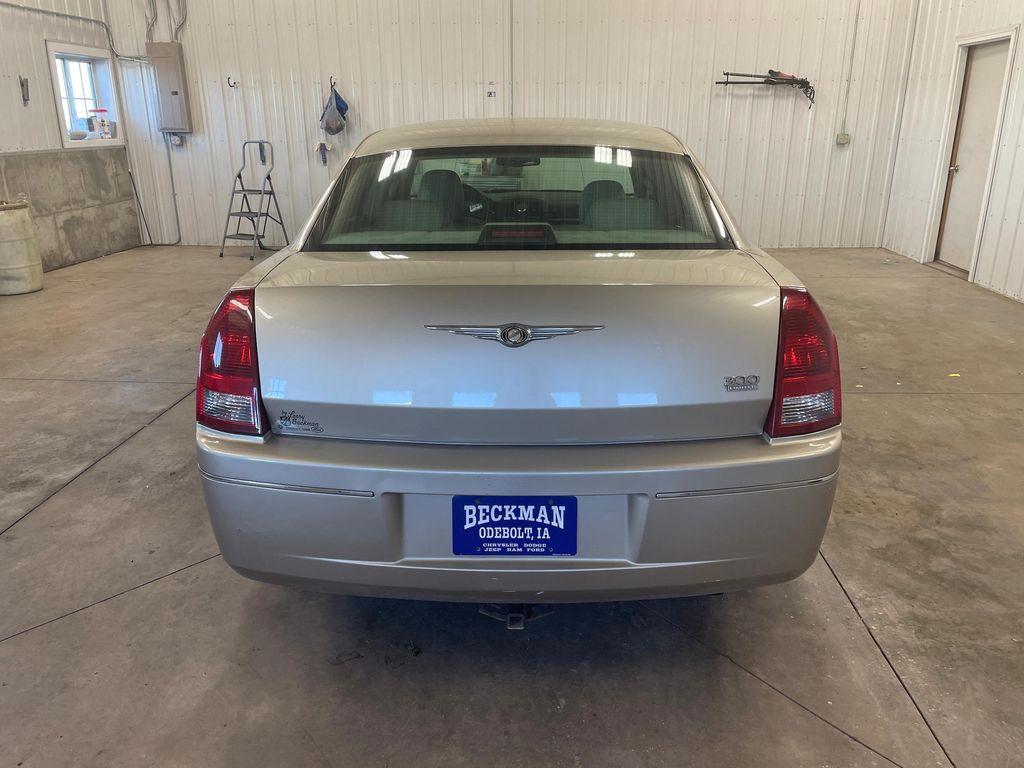 used 2006 Chrysler 300 car, priced at $2,000