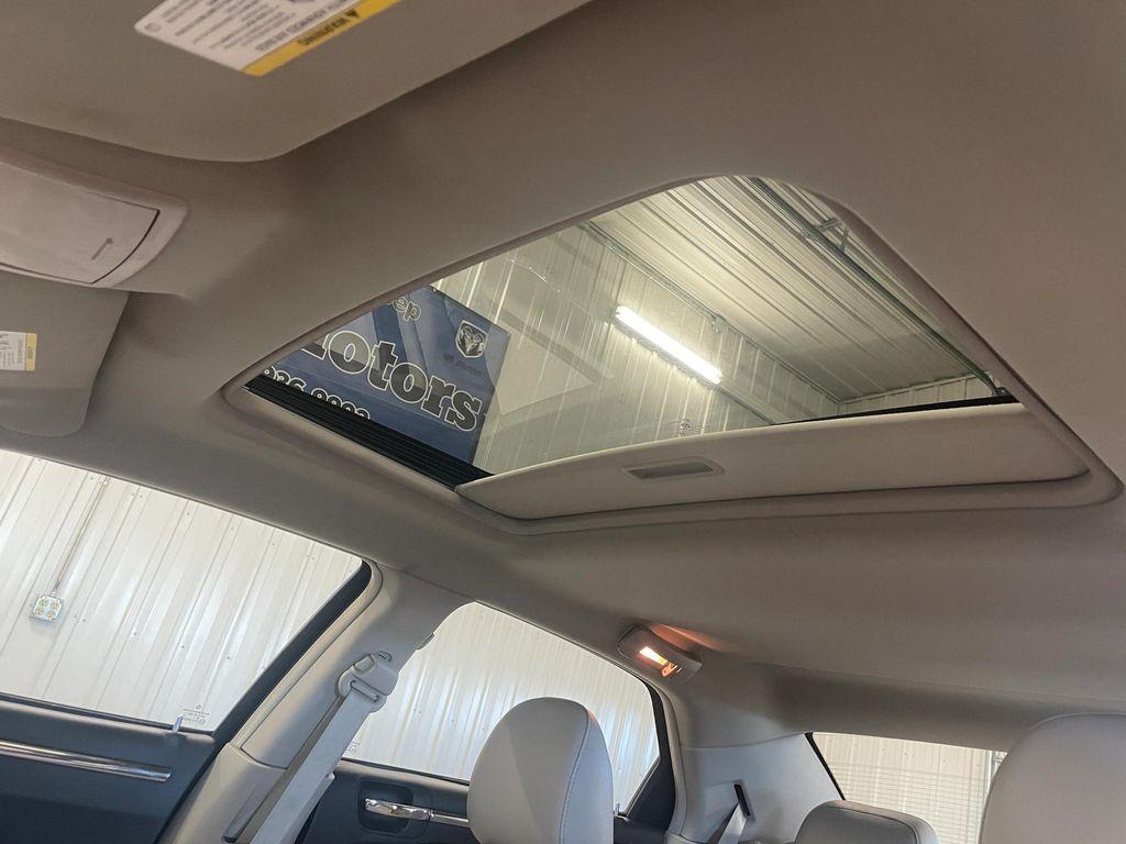 used 2006 Chrysler 300 car, priced at $2,000