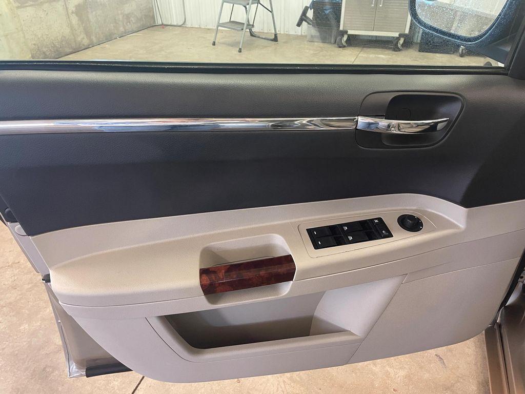 used 2006 Chrysler 300 car, priced at $2,000