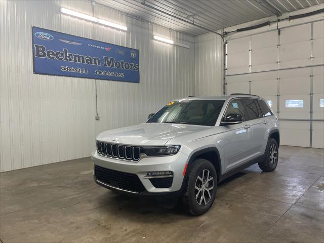 used 2024 Jeep Grand Cherokee car, priced at $40,900