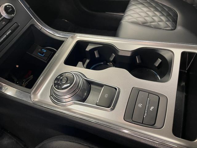 used 2024 Ford Edge car, priced at $38,900