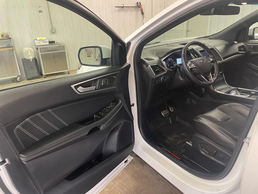 used 2020 Ford Edge car, priced at $24,900