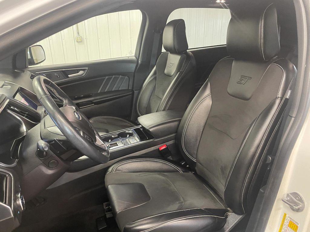 used 2020 Ford Edge car, priced at $24,900