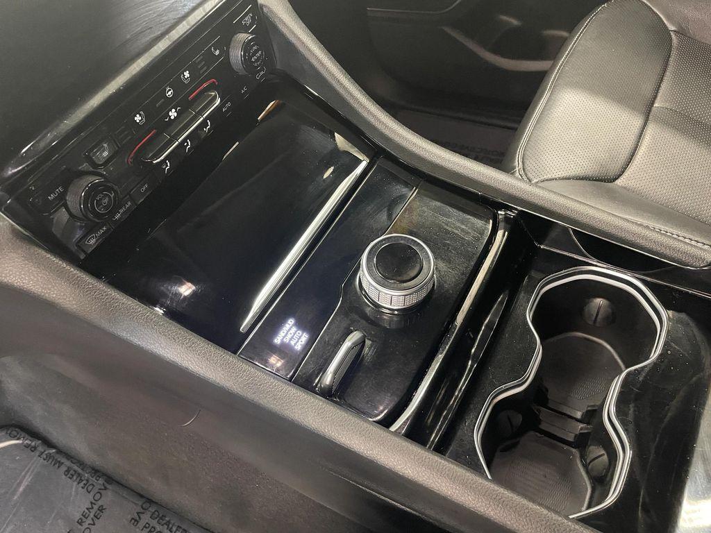 used 2022 Jeep Grand Cherokee car, priced at $27,900