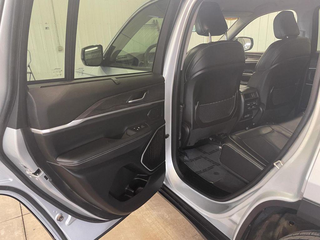 used 2022 Jeep Grand Cherokee car, priced at $27,900