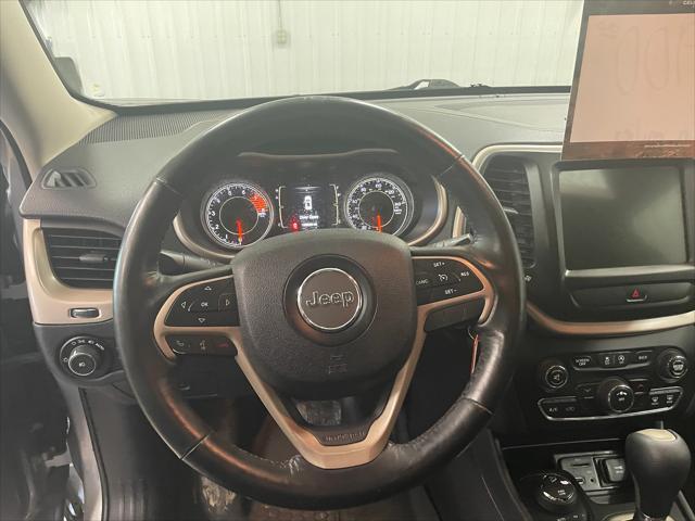 used 2016 Jeep Cherokee car, priced at $13,900