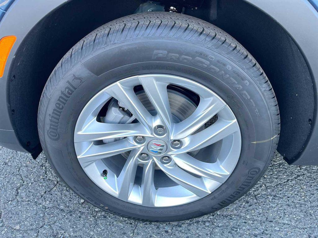 new 2025 Buick Envista car, priced at $26,325