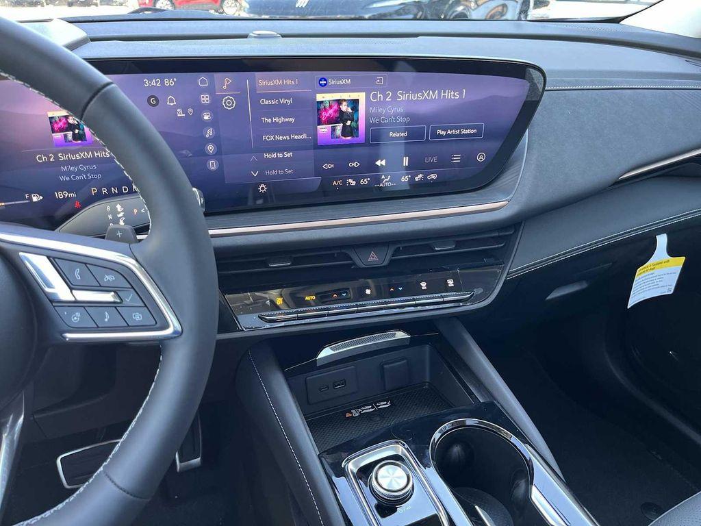 new 2025 Buick Envision car, priced at $45,735