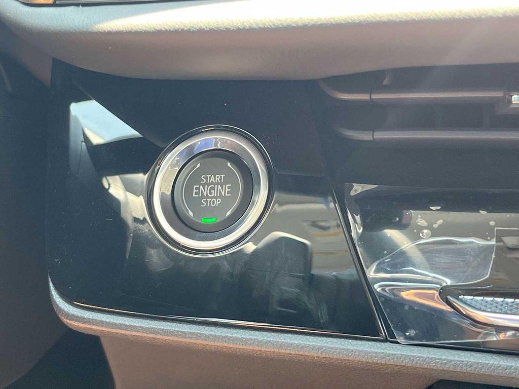 new 2025 Buick Envision car, priced at $47,595