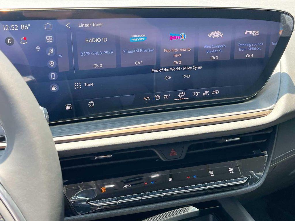 new 2025 Buick Envision car, priced at $47,595