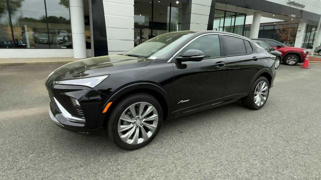 new 2025 Buick Envista car, priced at $31,525