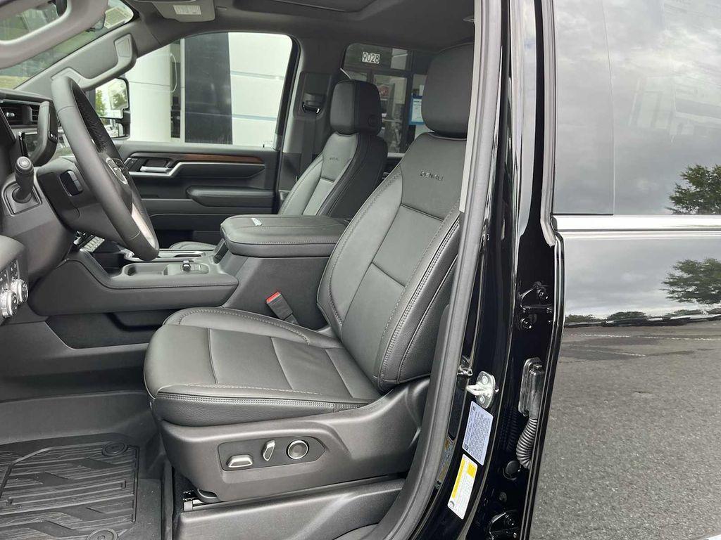 new 2025 GMC Sierra 2500 car, priced at $90,454