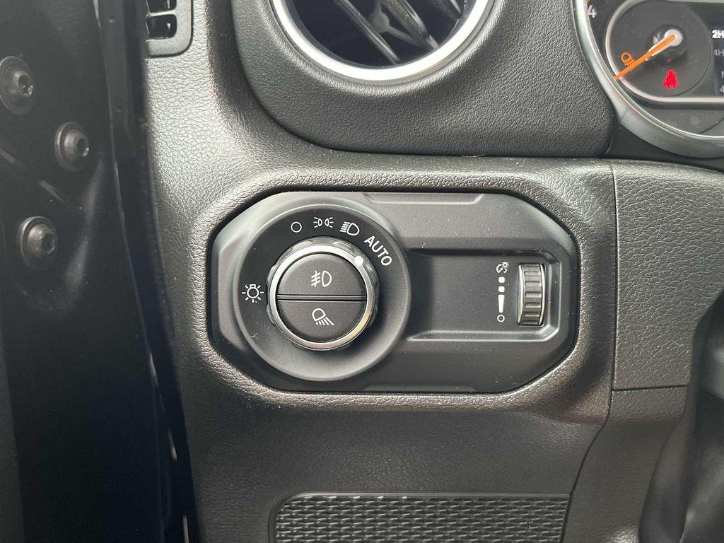 used 2023 Jeep Gladiator car, priced at $34,663