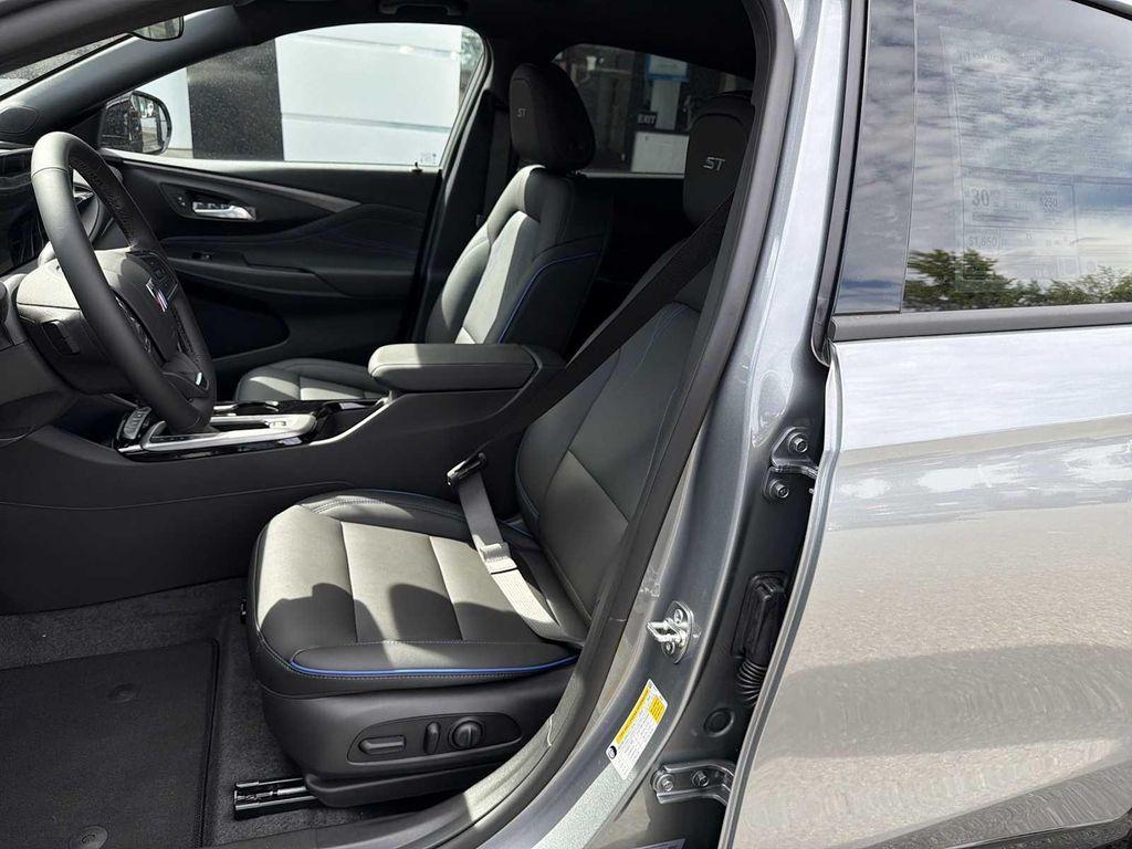 new 2026 Buick Envista car, priced at $30,315
