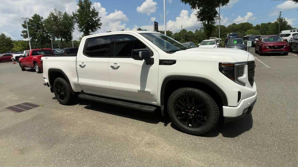 new 2025 GMC Sierra 1500 car, priced at $67,484