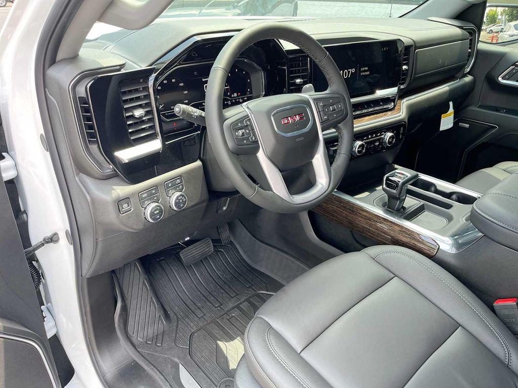 new 2025 GMC Sierra 1500 car, priced at $67,484
