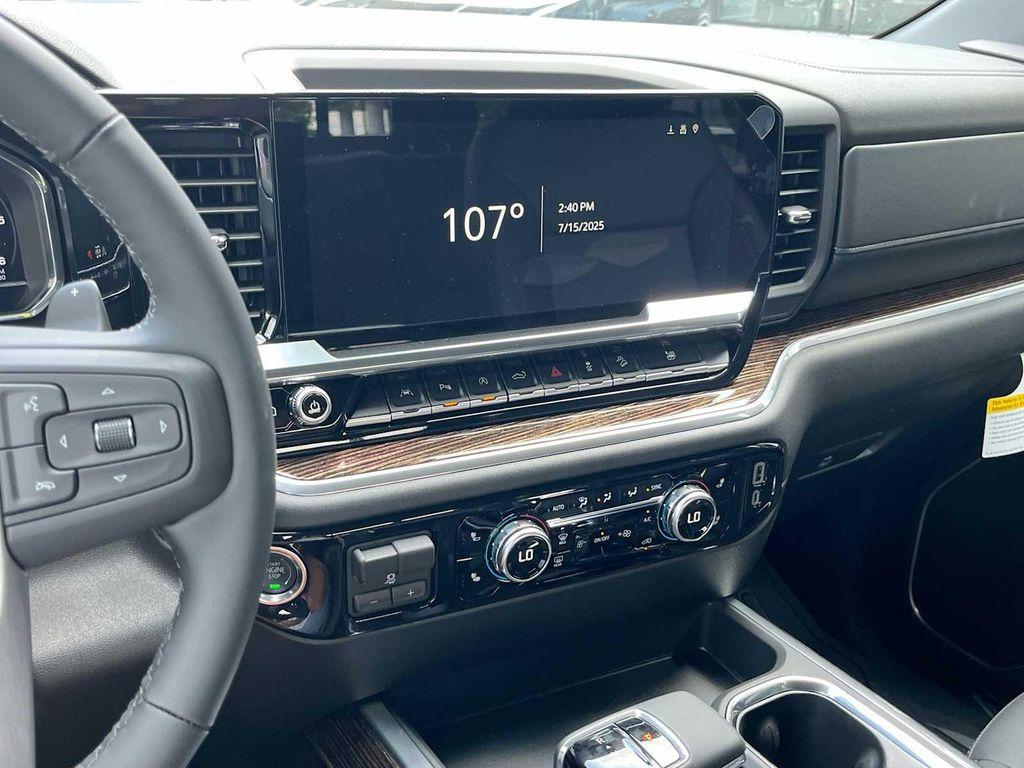 new 2025 GMC Sierra 1500 car, priced at $67,484