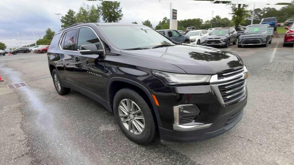 used 2022 Chevrolet Traverse car, priced at $28,788