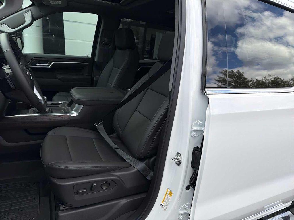 new 2026 GMC Sierra 1500 car, priced at $68,920