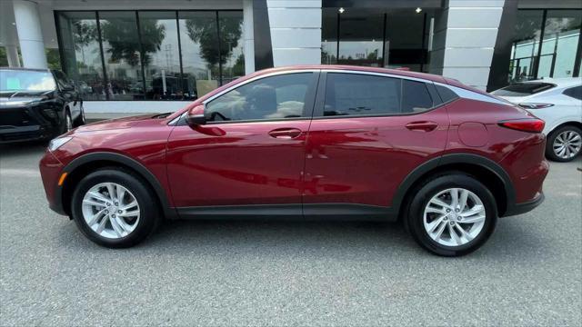 new 2025 Buick Envista car, priced at $27,180