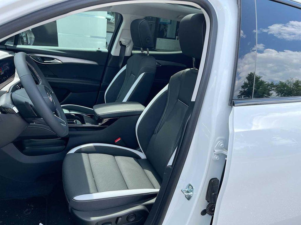 new 2025 Buick Envision car, priced at $43,240