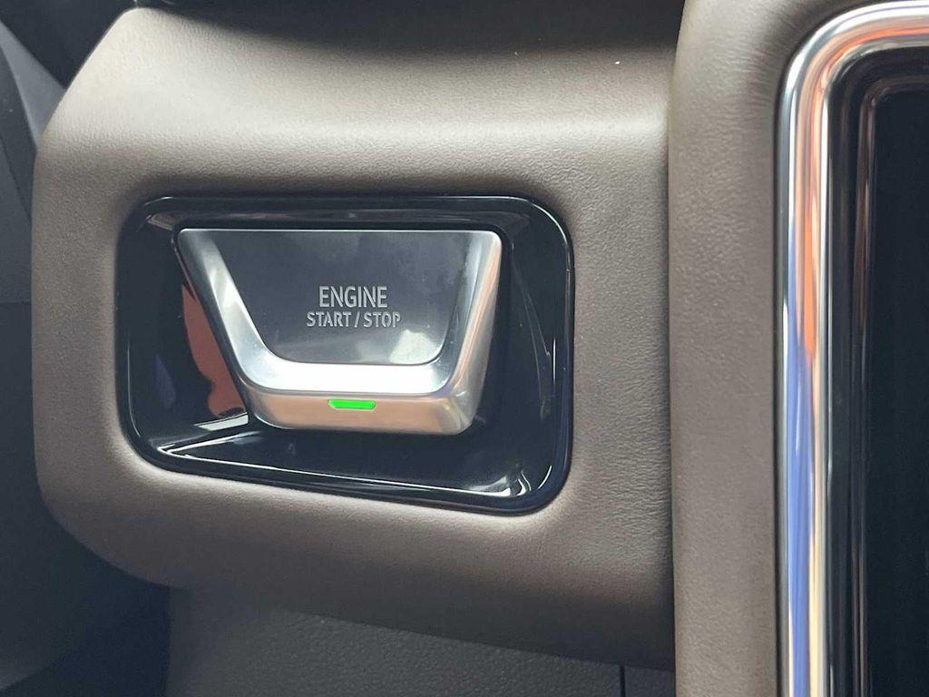 new 2025 GMC Yukon car, priced at $110,080