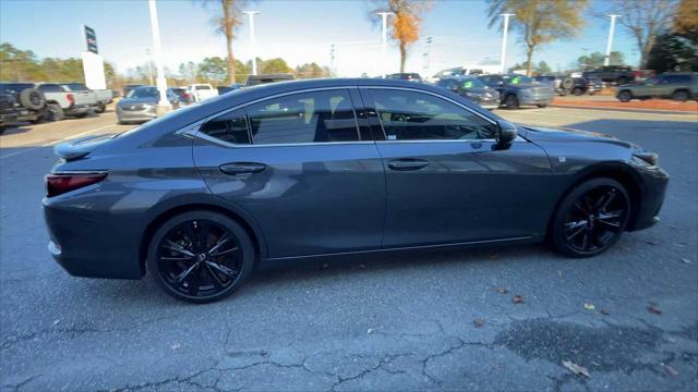 used 2022 Lexus ES 350 car, priced at $37,923