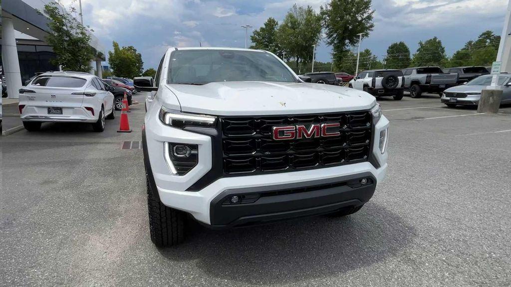 new 2025 GMC Canyon car, priced at $43,965