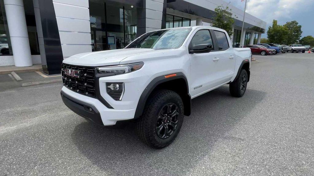 new 2025 GMC Canyon car, priced at $43,965