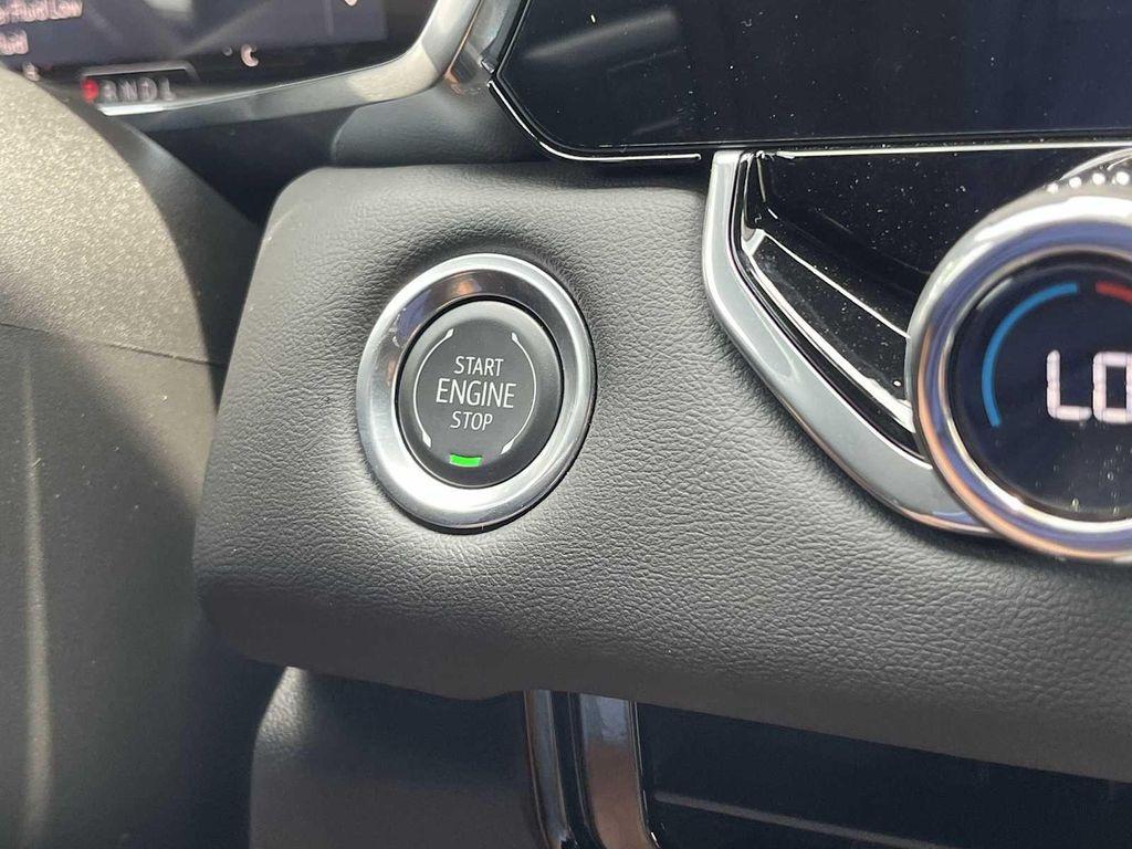 new 2025 GMC Canyon car, priced at $43,965