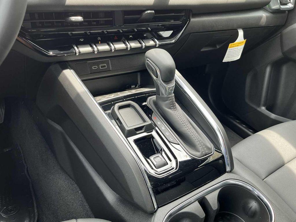 new 2025 GMC Canyon car, priced at $43,965
