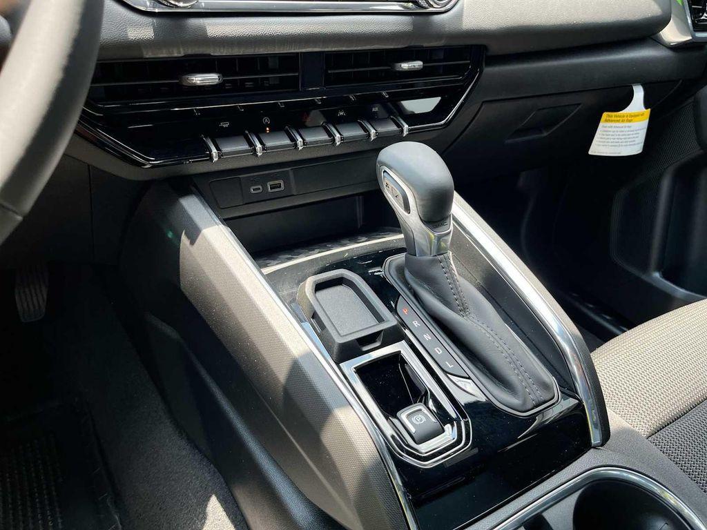 new 2025 GMC Canyon car, priced at $43,964