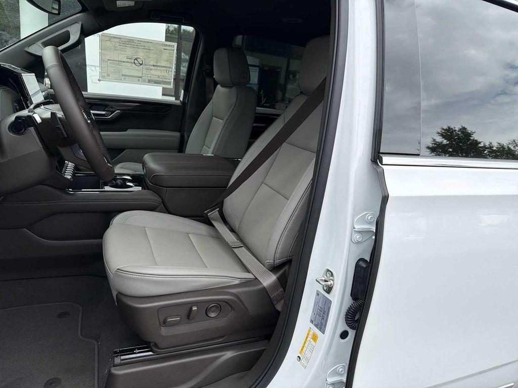 new 2026 GMC Yukon car, priced at $75,515