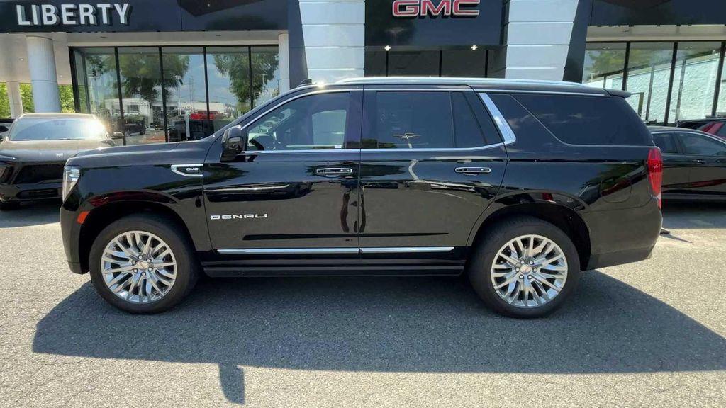 used 2021 GMC Yukon car, priced at $45,723