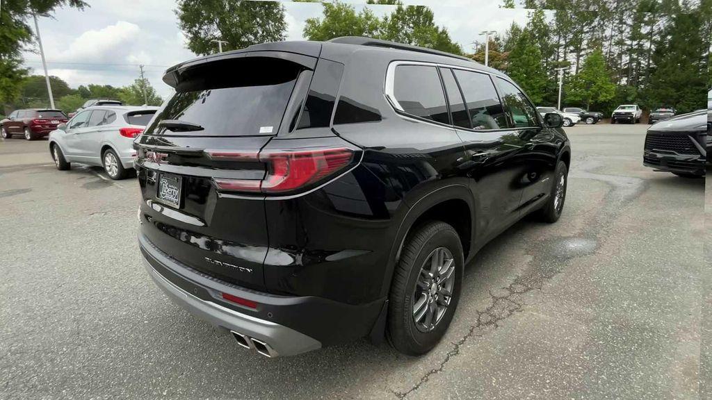 new 2025 GMC Acadia car, priced at $45,329