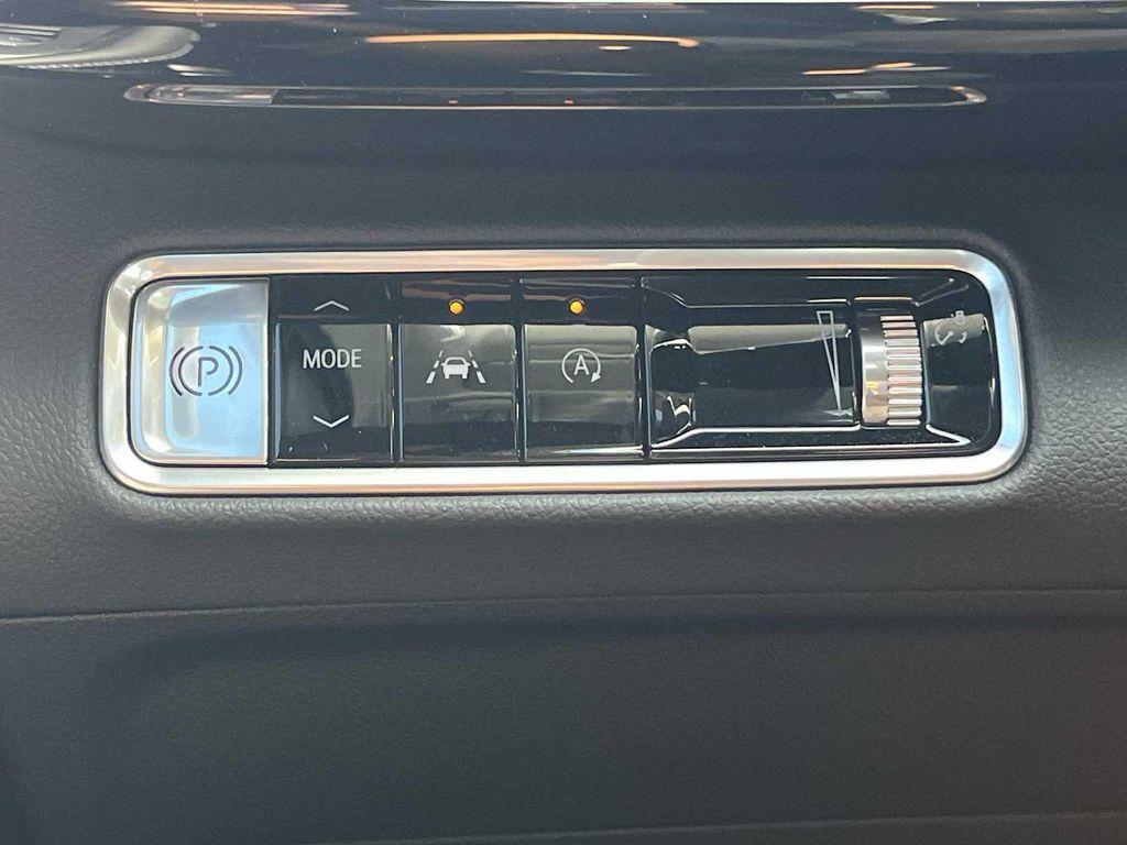 new 2025 Buick Envision car, priced at $42,740